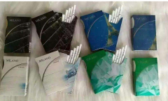 上课时看见窗外烟花的视